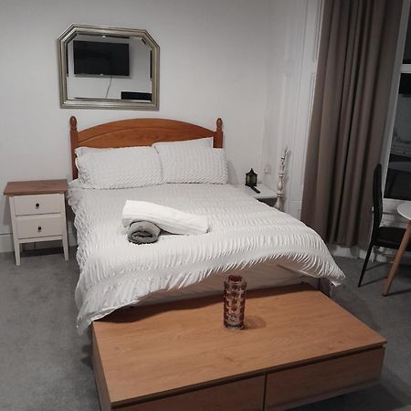 Large Room Near Singleton Hospital Ensuite R6 Swansea Luaran gambar